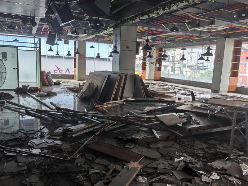 台球厅：玩出无限可能的新天地